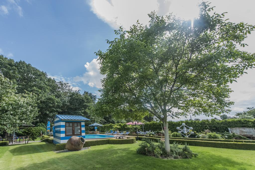 B&B Casa Roman & Vakantiewoning Voor 1 Pers Tot Max 32 Personen Zonhoven Exterior foto
