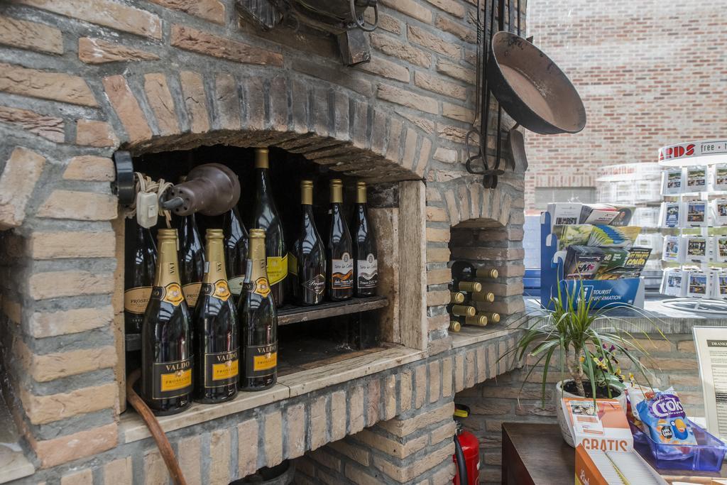 B&B Casa Roman & Vakantiewoning Voor 1 Pers Tot Max 32 Personen Zonhoven Exterior foto