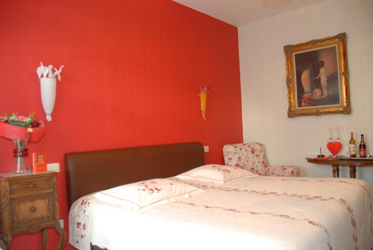 B&B Casa Roman & Vakantiewoning Voor 1 Pers Tot Max 32 Personen Zonhoven Exterior foto